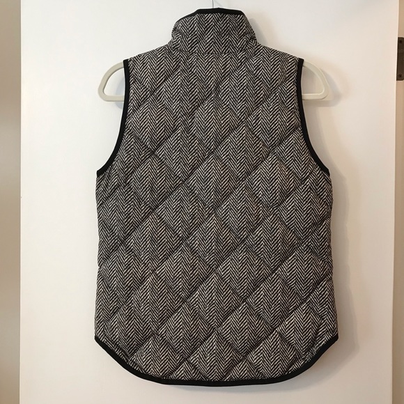 J. Crew Factory Quilted Puffer Vest - Size XS - Picture 2 of 5